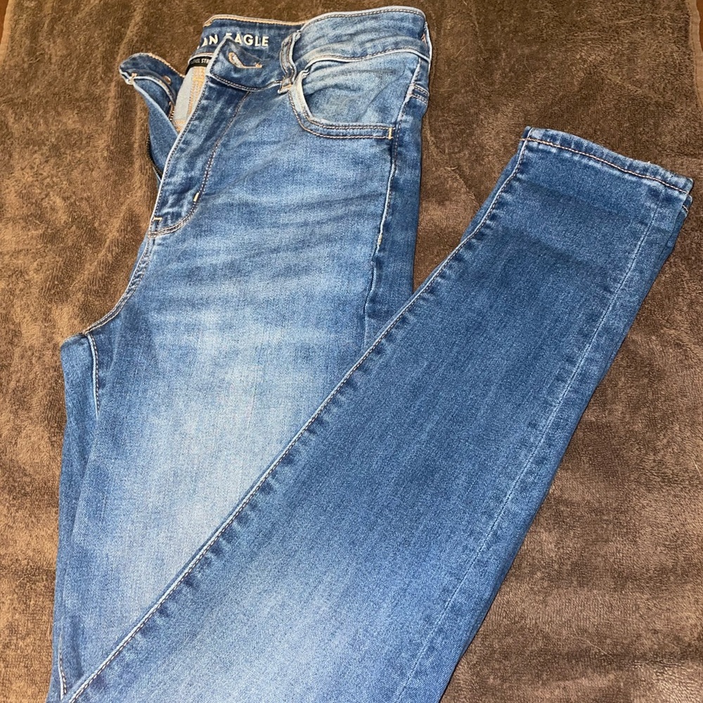 AMERICAN EAGLE JEANS HIGHRISE NEXT LEVEL STRETCH